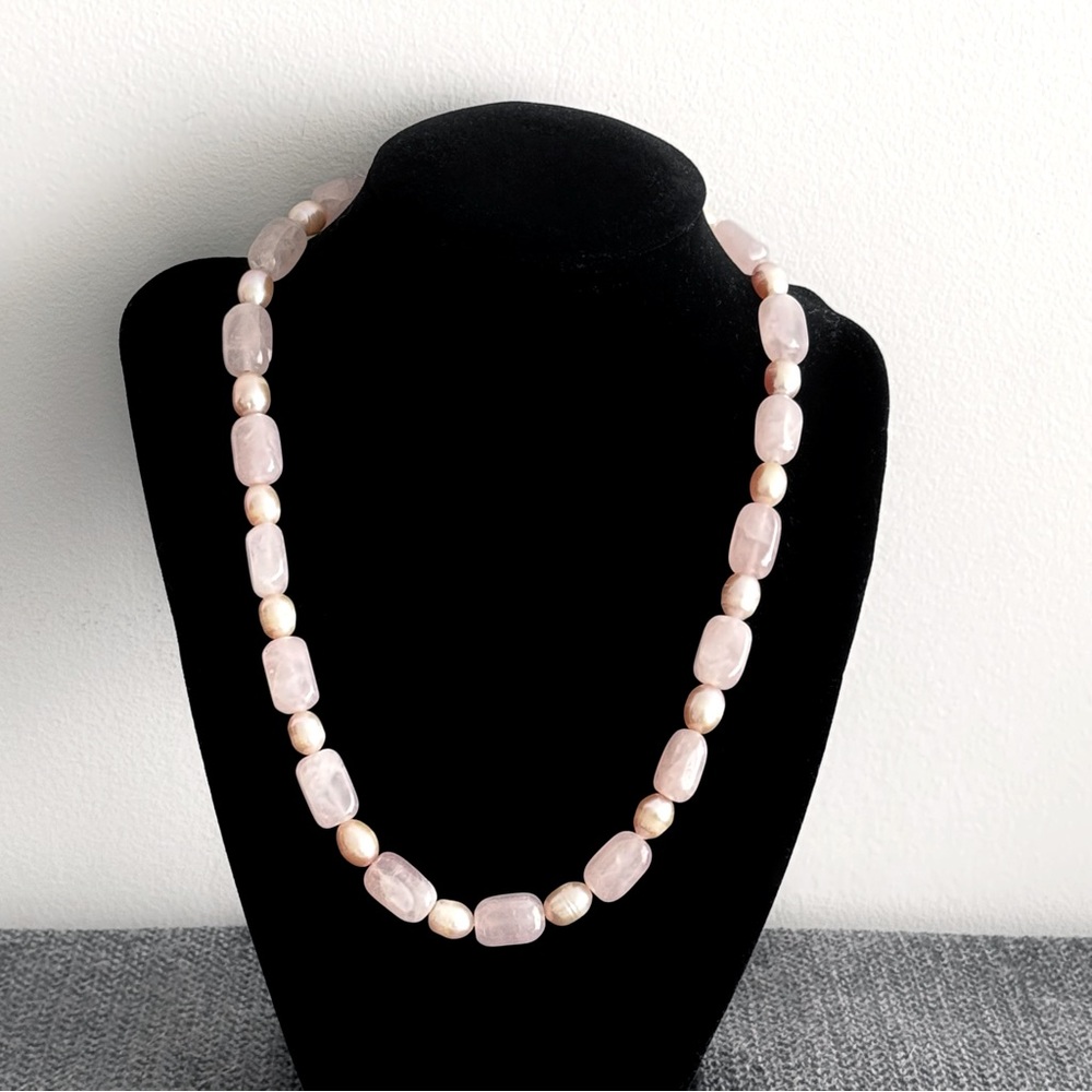 ✨ Natural Rose Quartz and Pink-Purple Pearl Beaded Necklace